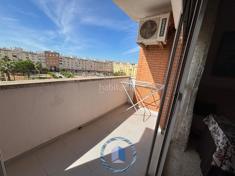 Foto 0ecda0f1-c793-4aa9-86e4-813d407b45fb. Pis amb piscina a Avenida de Europa Montequinto