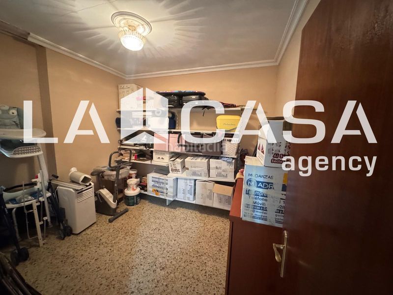 Foto 1ef682e2-37b8-4412-abea-56036e5c6639. Casa a Bellavista Sevilla