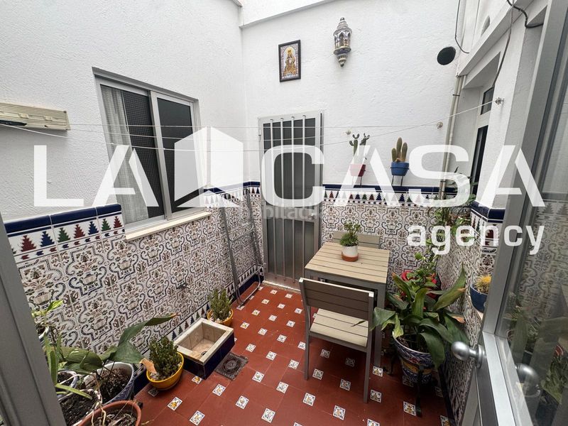 Foto aa85f0e4-082d-41e0-a711-855b81b71919. Casa a Bellavista Sevilla
