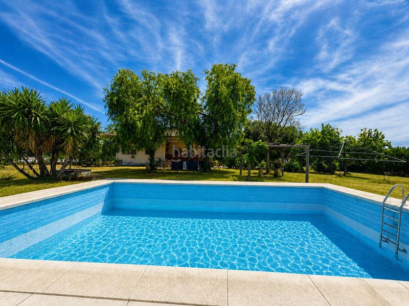Foto 110b0206-360b-4631-a6a8-c6365a378443. Xalet amb aparcament piscina a Valdezorras - El Gordillo Sevilla