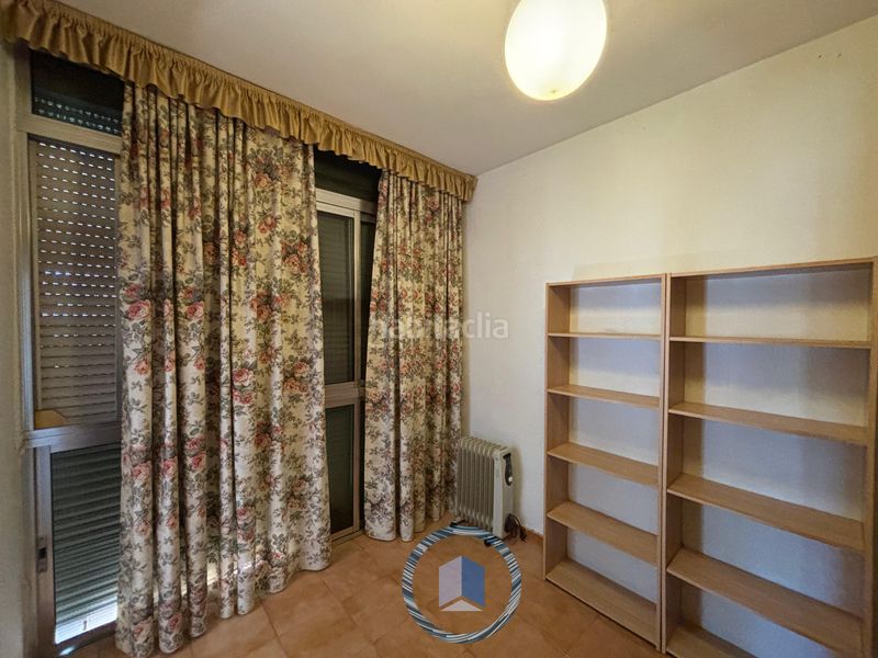 Foto c0c19c66-0896-4c6b-8bb3-0c2a2c3ae8be. Casa adossada amb aparcament a Condequinto Montequinto