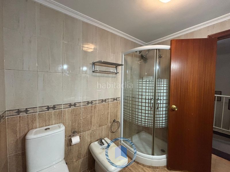 Foto ddc7e78c-4a18-40f5-a9bd-05679b2e1f30. Casa adossada amb aparcament a Condequinto Montequinto