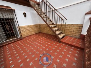 Casa aparellada a Avenida de Europa