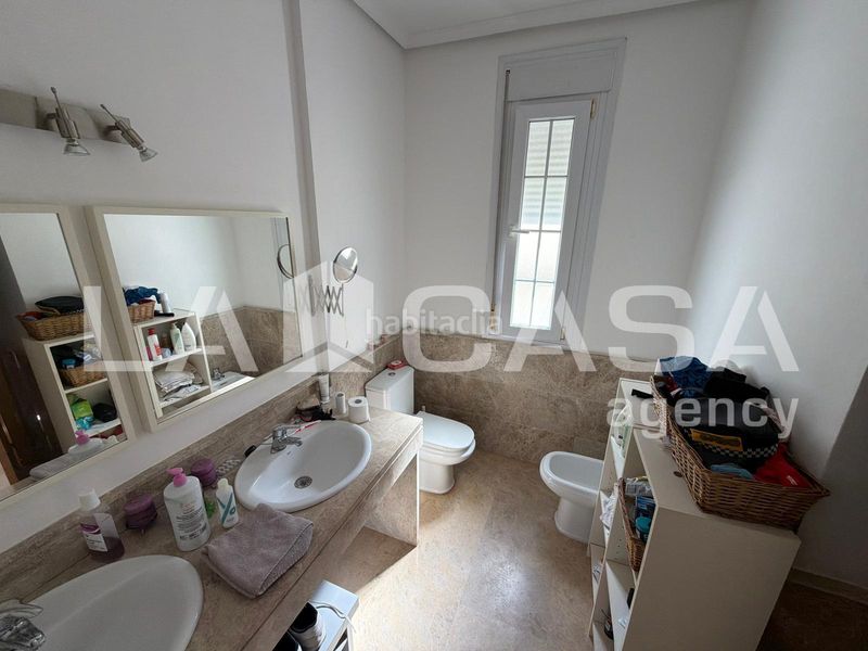 Foto 466986c4-7513-4d10-a281-22902703d8ae. Casa adossada amb aparcament a Olivar de Quintos Montequinto