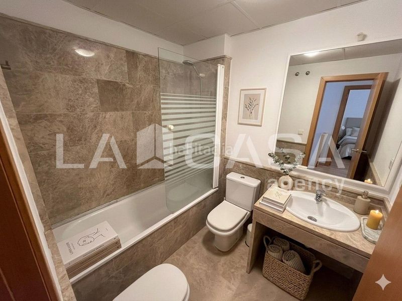 Foto beb2d8b9-2155-4002-8d0e-47151e866355. Casa adossada amb aparcament a Olivar de Quintos Montequinto