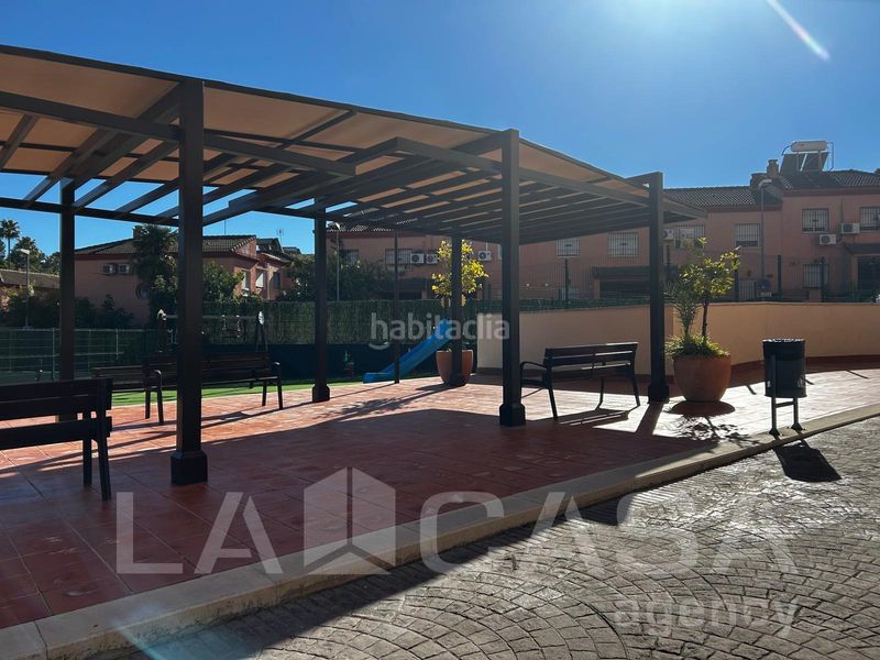 Foto d87e1e29-bf65-4475-95fe-faa113df9722. Pis amb aparcament piscina a Avenida de Europa Montequinto
