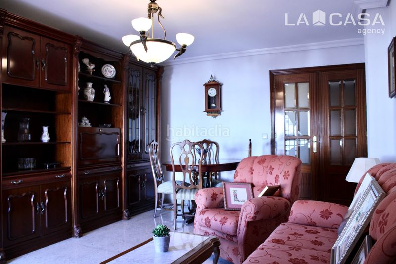 Foto 16ee322e-9058-456a-83c2-ec6e5d839c92. Pis a Cruz Roja Sevilla