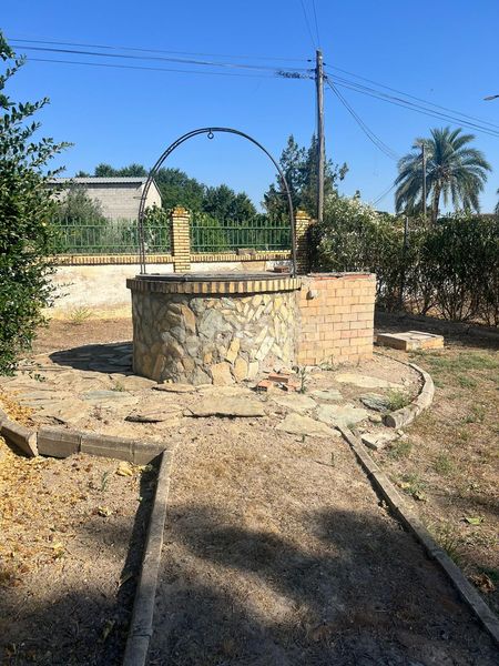 Foto cc353291-fec4-459c-9f22-2e3c7172b64a. Casa amb aparcament piscina a Carmona