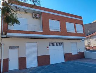 Flat en Alcantarilla. Piso amplio recin reformado