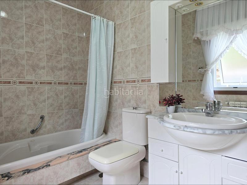 Foto f1a254b6-ad9c-4951-a123-c9c677d7907f. Chalet casa en Parroquias Rurales Culleredo