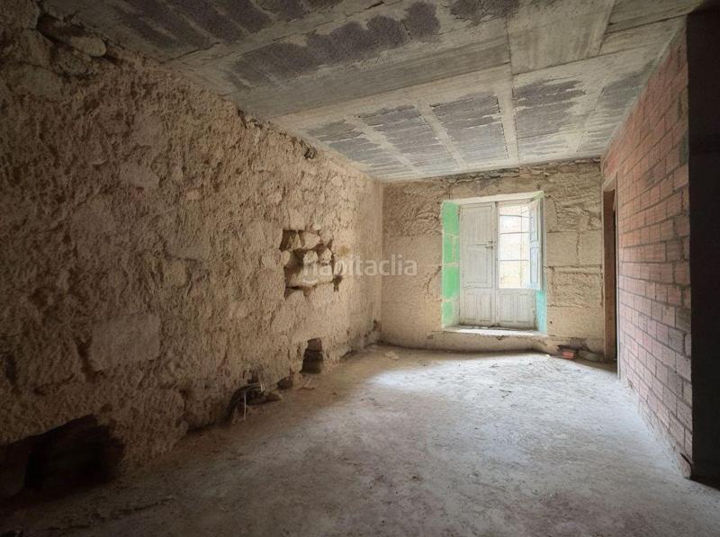 Foto e1edb185-8b82-4f96-b718-0550bfb8c1c9. Casa  de piedra en camino de santiago en corcubion en Corcubión