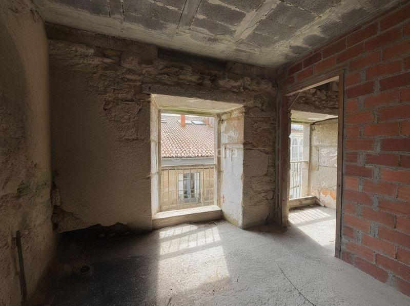Foto f24792ce-1598-4860-aa98-2546ceba498e. Casa  de piedra en camino de santiago en corcubion en Corcubión