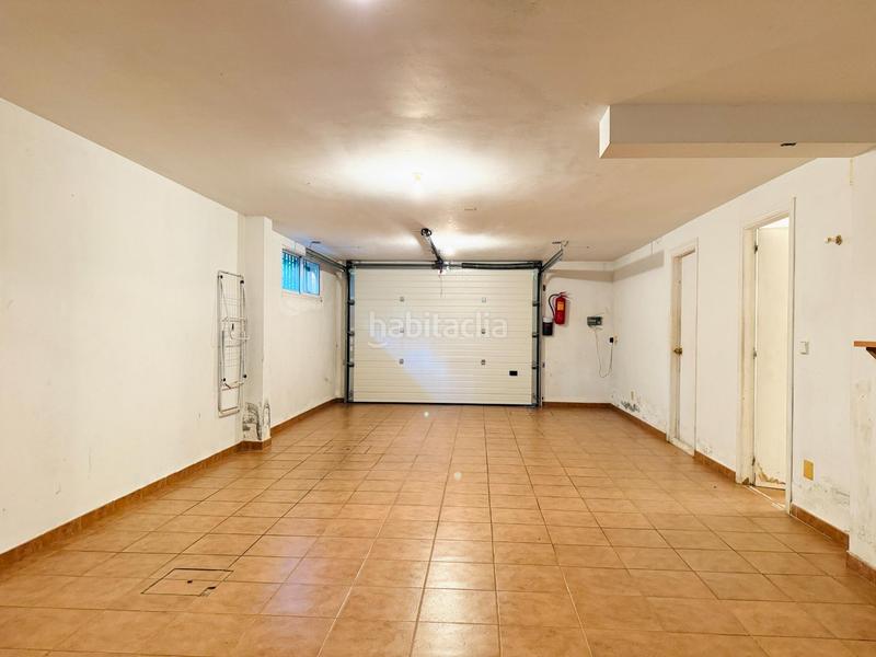Foto cd1aaa97-16f4-4558-bb5a-9a586b730b2c. Casa amb calefacció aparcament piscina a Bergondo