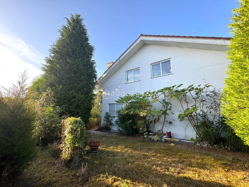 Foto e37de483-9154-4f66-9c07-d3eb409dff0d. Casa amb calefacció aparcament piscina a Bergondo
