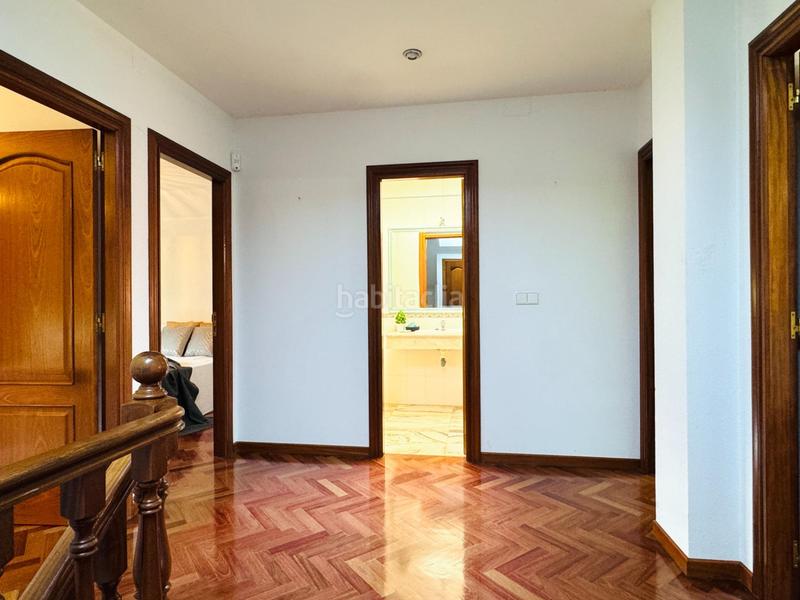 Foto e62abeec-3fc5-4b76-a1d0-e54b88e67894. Casa amb calefacció aparcament piscina a Bergondo