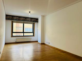 Location Appartement  Calle otero pedraio. Piso de 3 dormitorios en la calle otero pedraio
