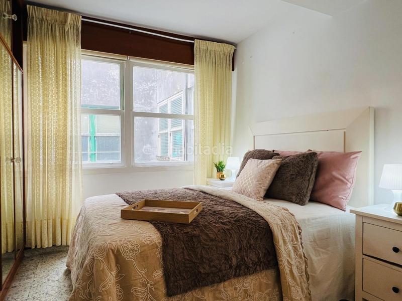 Foto f6024585-0a41-42be-b048-6884ccf7b4b9. Pis a Riazor - Visma Coruña (A)