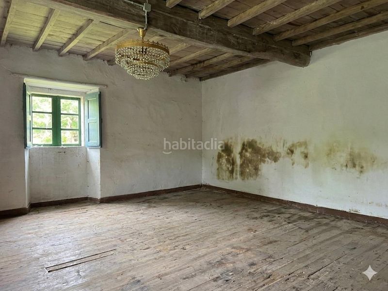Foto 6fa1000a-99e1-40b8-9e7e-74e07bbf524a. Casa aparellada amb aparcament a Cambre