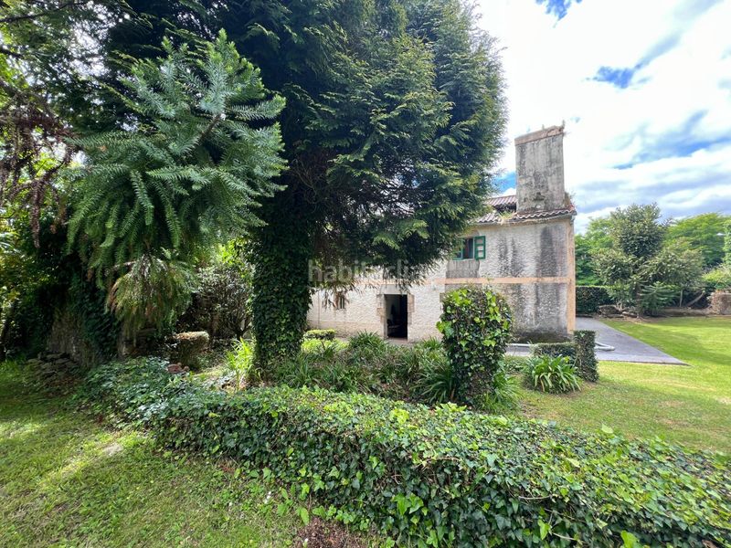 Foto 8571c571-7f8d-4526-8289-9dedd5c0dd4b. Casa aparellada amb aparcament a Cambre