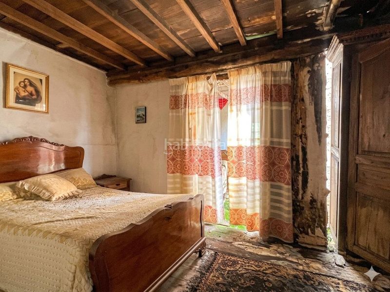 Foto ceb49735-9af8-4133-9368-00d828d79dbb. Casa aparellada amb aparcament a Cambre