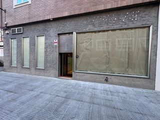 Lloguer Local Comercial a Cambre. Local comercial en a barcala cambre
