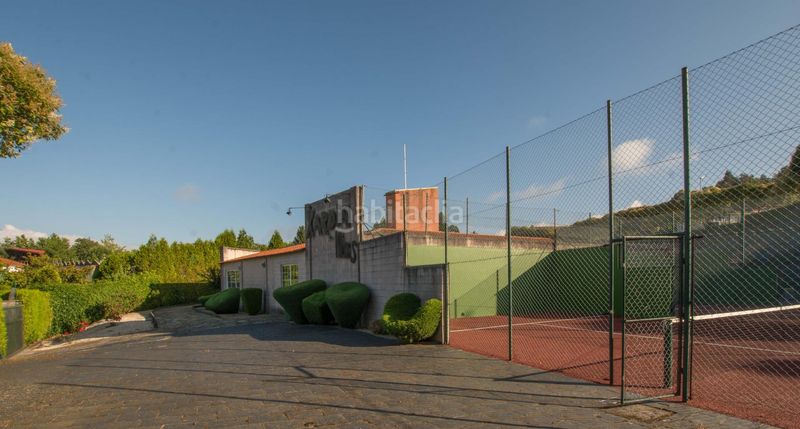 Foto e9eb3ed7-bb88-445e-8c7e-2ceb4eba78c7. Casa adossada amb calefacció aparcament piscina a Oleiros