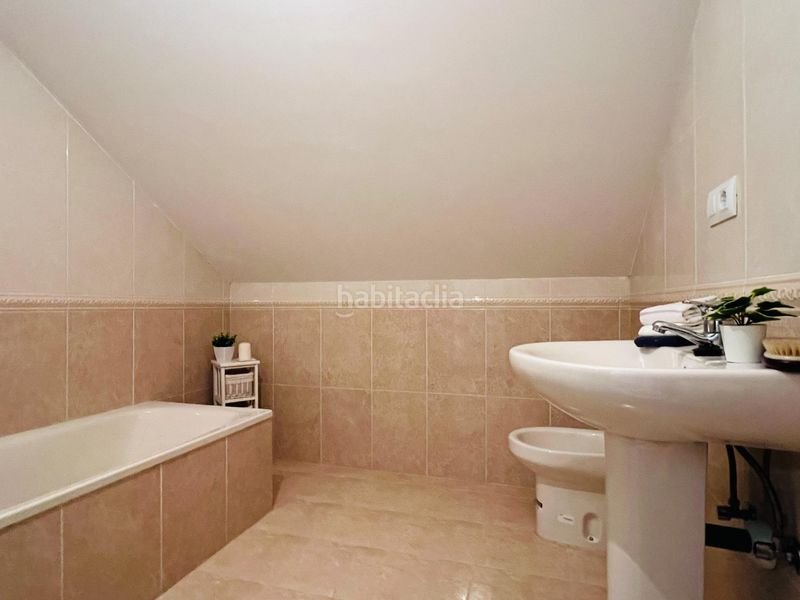 Foto 80a57fbc-4446-49cc-9c1d-fffed2bd6c0a. Casa adosada chalet adosado en lA Zapateira en A Zapateira Culleredo