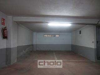 Parking coche en Recatelo - O Carme. Plaza de garaje en venta