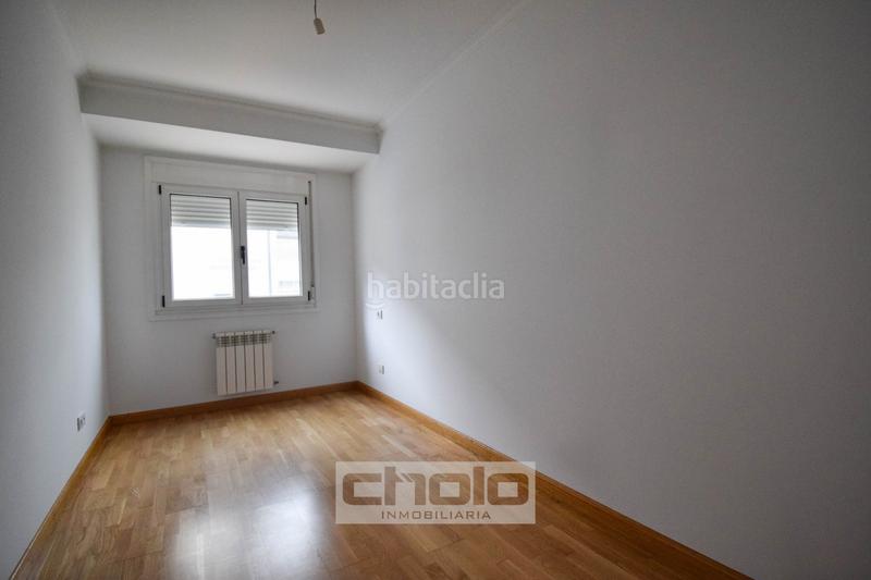 Foto 7d91e6a8-3893-48f9-be41-8b79bb36052c. Appartamento con riscaldamento parcheggio in A Milagrosa Lugo