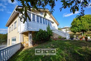Casa a Friol. Chalet en venta