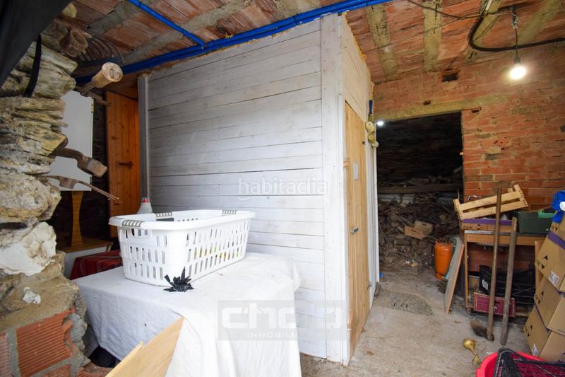 Foto a81d2edc-a836-40b5-8192-735b4beed75a. Haus mit heizung in Castroverde