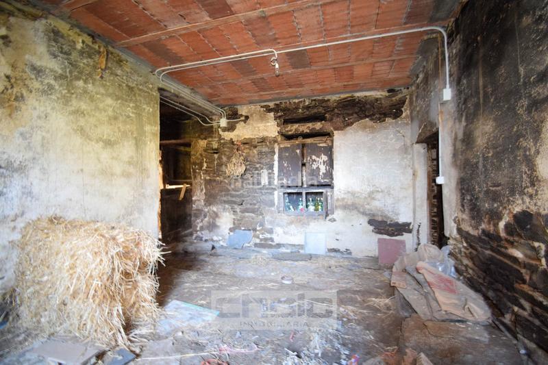 Foto e5ba3ed0-0189-4037-80fd-3e6257d2394f. Maison dans Castroverde