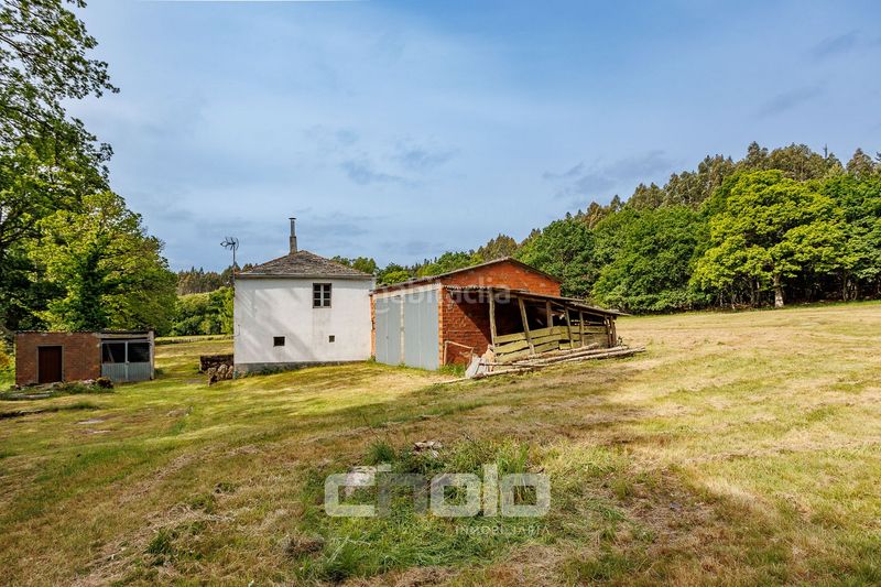 Foto 87cad39e-338c-4718-9f07-45da6b8eee62. Casa  en venta en Outeiro de Rei