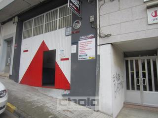 Local commercial à Recatelo - O Carme. Bajo comercial en venta, a pie de calle, en las proximidades de