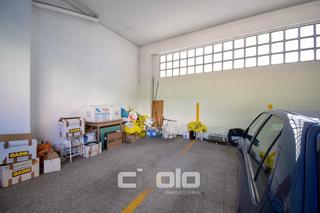 Local commercial à Recatelo - O Carme. Local en venta
