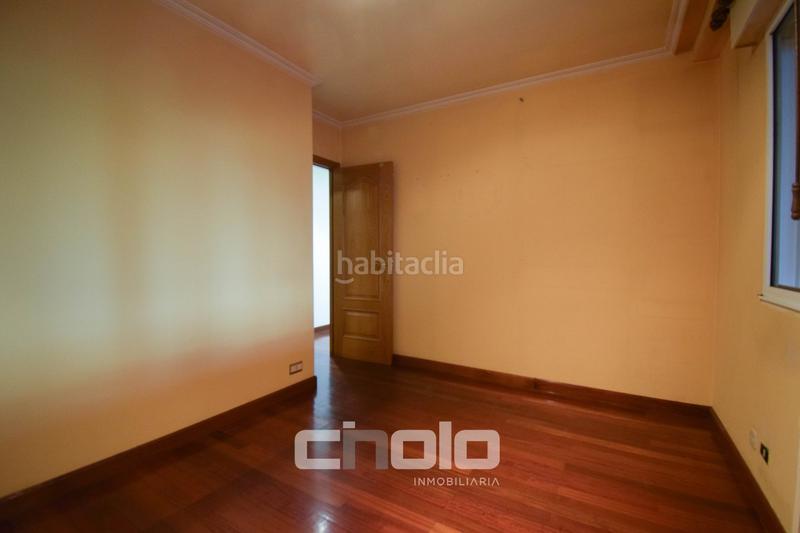 Foto b45f0888-738b-4863-805e-959dc5ab0c60. Piso  en venta en A Milagrosa Lugo