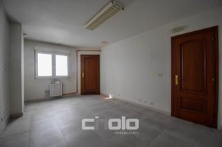 Oficina a Centro - Recinto Amurallado. Oficina en venta