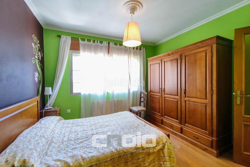 Foto 5dff1e1a-de4a-487c-9678-3d43aaf3d3c8. Piso  en venta en A Milagrosa Lugo