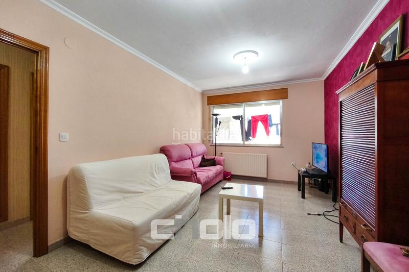Foto ebe15bbf-e6a7-4bb2-9d08-968d9ab34e94. Piso  en venta en A Milagrosa Lugo