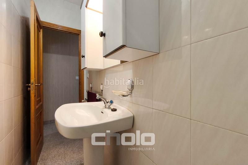 Foto f9e27fdf-07f9-45ea-b5b8-c4a16511b929. Piso  en venta en A Milagrosa Lugo
