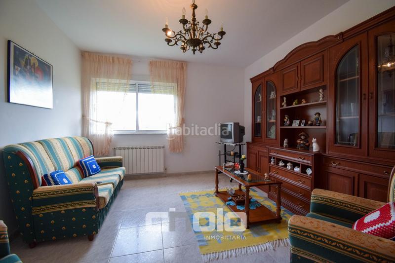 Foto 70b49384-ec60-42eb-8851-1dbb78d865bb. Maison avec chauffage parking dans Guntín