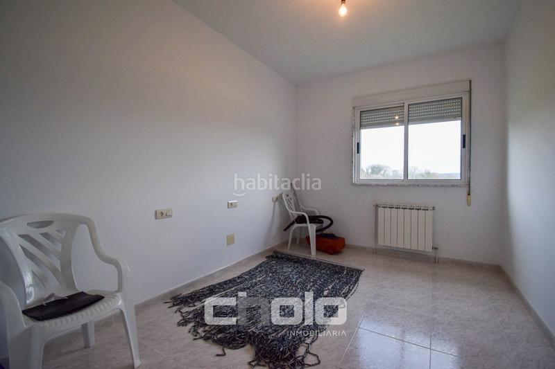 Foto b414818f-2b57-460a-98a3-f3cb88c30f43. Maison avec chauffage parking dans Guntín