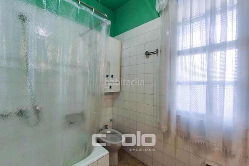 Foto f7d7127e-f07f-4dbf-a38c-f51ccb01f7c3. Piso  en venta en Residencia - Abella Lugo