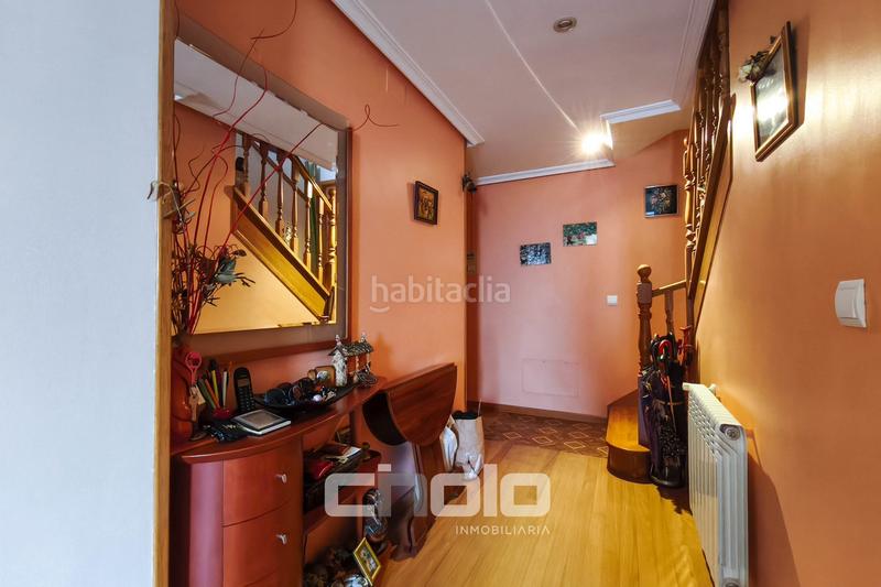 Foto 1557f986-49f1-412c-bccb-4a33e1a82284. Piso dúplex en venta en A Milagrosa Lugo