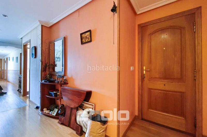 Foto 63006a42-1167-4440-839d-155a449bfb8c. Piso dúplex en venta en A Milagrosa Lugo