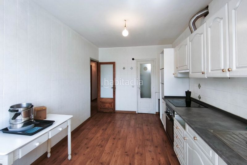 Foto 9d02c3ad-b628-48c1-84d9-2c54e23fbcd5. Piso  en venta en Recatelo - O Carme Lugo