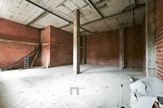Business premise in A Milagrosa. Local en venta