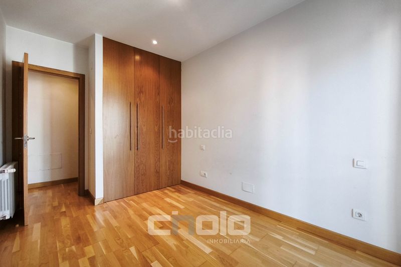 Foto ae3ddec5-0ad6-44f1-a8e2-213b3d2869a8. Pis amb calefacció aparcament a Recatelo - O Carme Lugo
