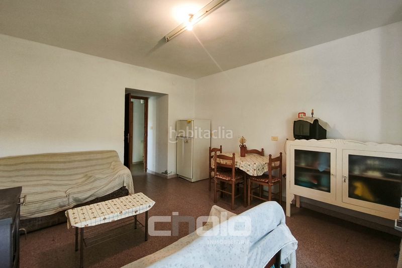 Foto bd3edf91-a0d7-4307-9412-7d8148fb2a47. Casa a Castroverde