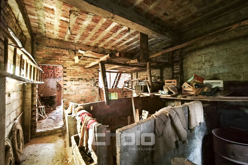 Foto 1c2f8d41-f0bb-40c6-a87e-24ea951a7841. Edifici a Becerreá